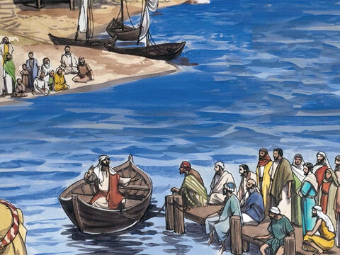 Jesus foi sentar-se à beira do lago. E uma multidão tão grande se reuniu em torno dele que Ele entrou em um barco para se sentar ... – Slide número 1