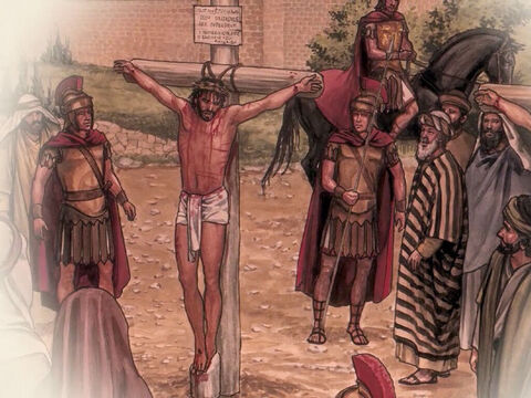 Os chefes dos sacerdotes e as nossas autoridades o entregaram para ser condenado à morte, e o crucificaram; – Slide número 7