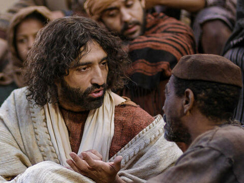 Todos os dias, enquanto Jesus estava na festa da Páscoa, Ele ensinava no pátio do Templo. – Slide número 1