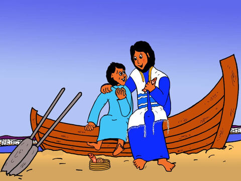 Jesus e o menino também comeram pão e peixe. O menino ficou tão feliz de estar com Jesus e em saber que Jesus havia abençoado Sua comida. – Slide número 28