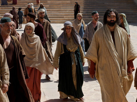 Jesus foi para os tribunais do templo e começou a ensinar. – Slide número 2