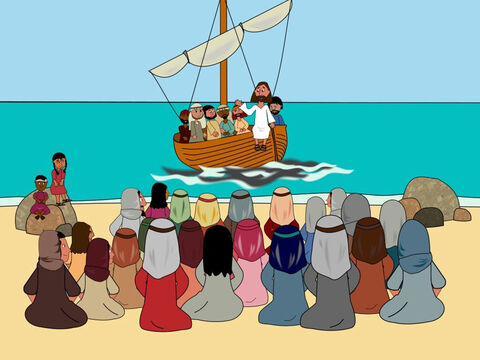 Certo dia, Jesus estava ensinando às pessoas e havia tantas delas, que Ele teve de entrar em um barco enquanto a multidão se sentava na praia. Jesus falava com eles, e o barco balançava para cima e para baixo na água. – Slide número 1