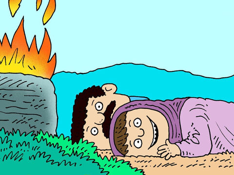 Manoá e sua esposa se lançaram de rosto no chão.<br/>“Nós morreremos”, Manoá disse a sua esposa, “pois vimos a Deus!” – Slide número 11