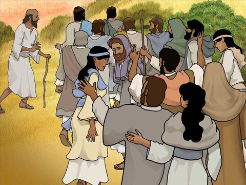 Jesus havia realizado muitos milagres e as multidões o seguiam. Notícias sobre Ele se espalharam por toda parte e muito se aproximavam dele por cura. Jesus estava a caminho do vilarejo de Naim. – Slide número 4